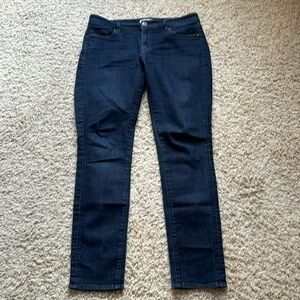 Loft curvy skinny jeans size 8/29